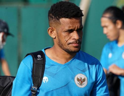 ricky kambuaya foto pssi