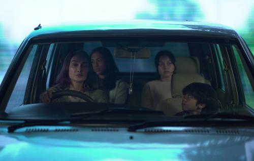 Sinopsis Film Jalan Pulang, Perjuangan Ibu Melawan Teror Karma